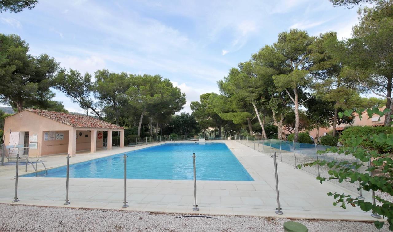 Bastidon Vue Mer Antheor-Cap-Roux Exterior photo